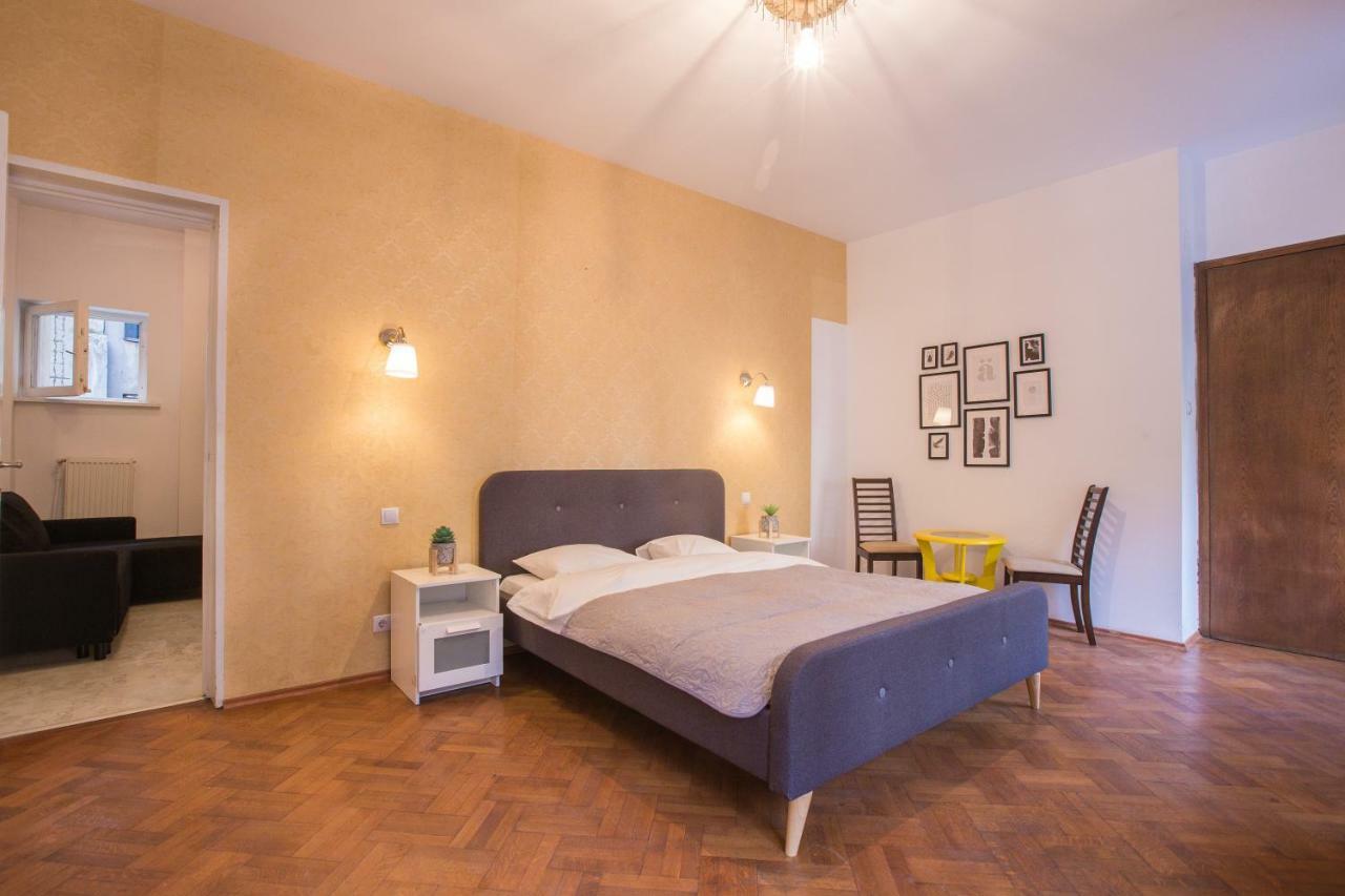 Color Apartments Nicolae Tonitza St Бухарест Екстер'єр фото