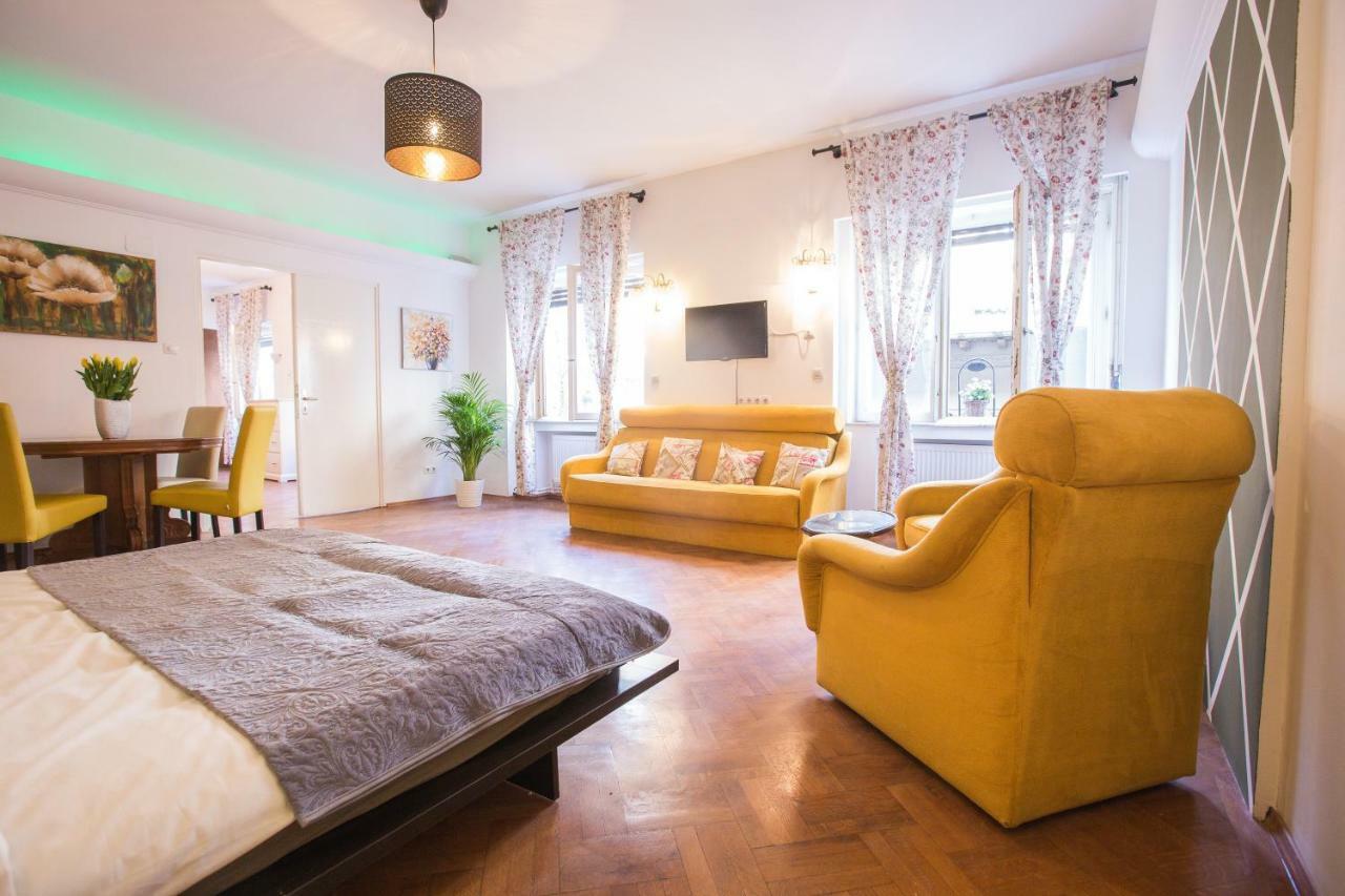 Color Apartments Nicolae Tonitza St Бухарест Екстер'єр фото